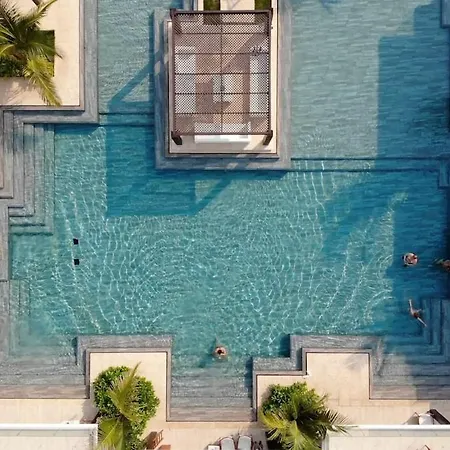 Luxury Villas En Monterrico